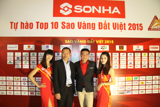 son-ha-ssp-thai-nguyen-khach-hang-chp-anh-lu-niem-tai-hoi-nghi