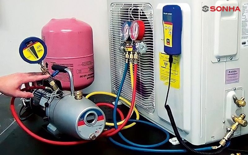 Bạn cần đảm bảo máy lạnh chứa đủ gas khi hoạt động