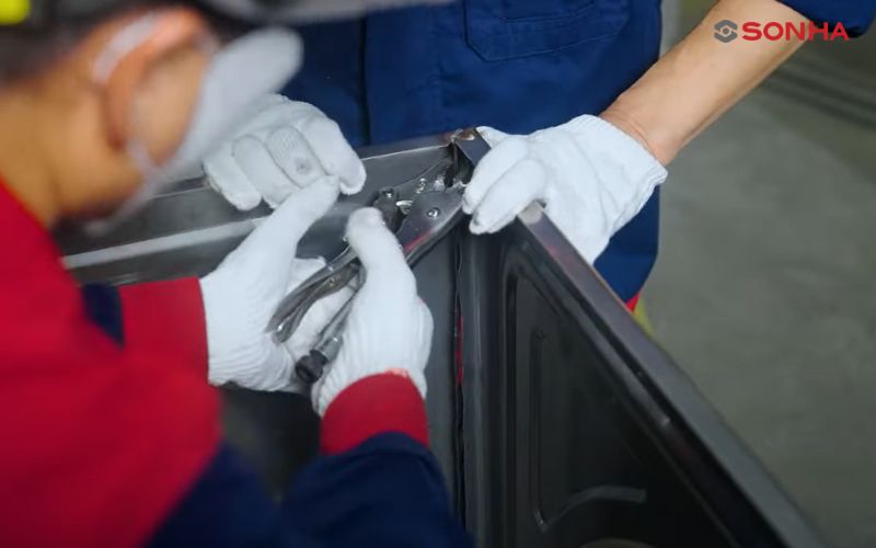Bể ngầm inox đều được hàn ghép từ các tấm inox riêng biệt