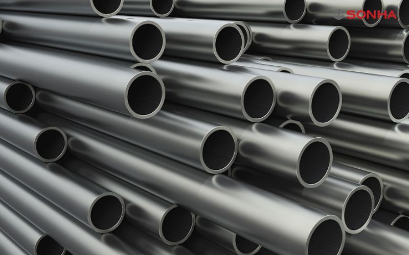 Bạn không nên để ống inox 304 tiếp xúc với các chất ăn mòn. Giá ống inox 304