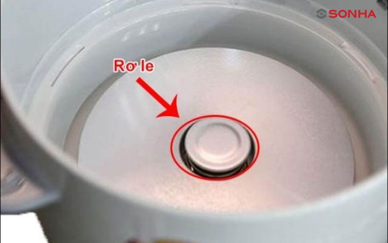 Nồi cơm điện không vào điện do rơle nhiệt bị đứt
