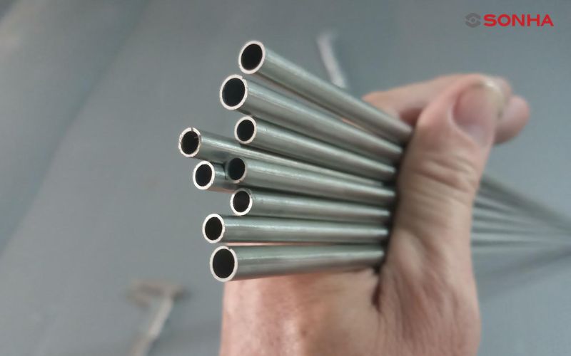 Ống inox 304 phát huy hiệu quả cao trong những công trình ngoài trời