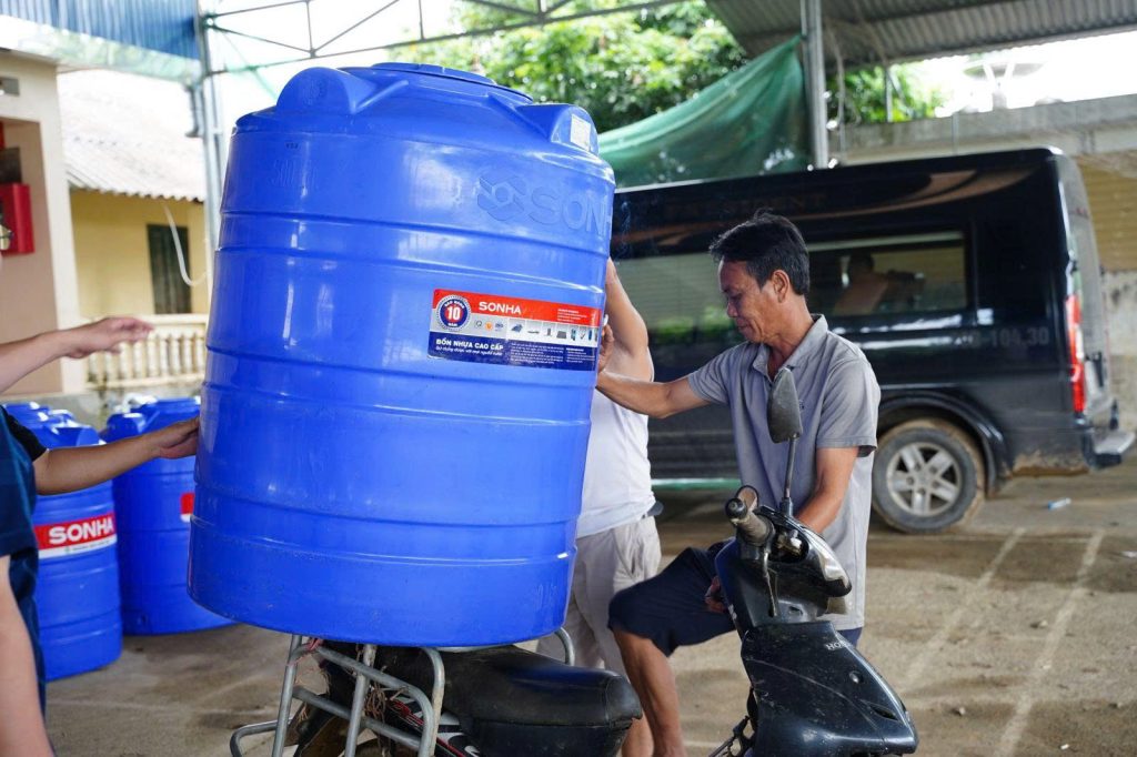 Ung ho bao lu thai nguyen 5